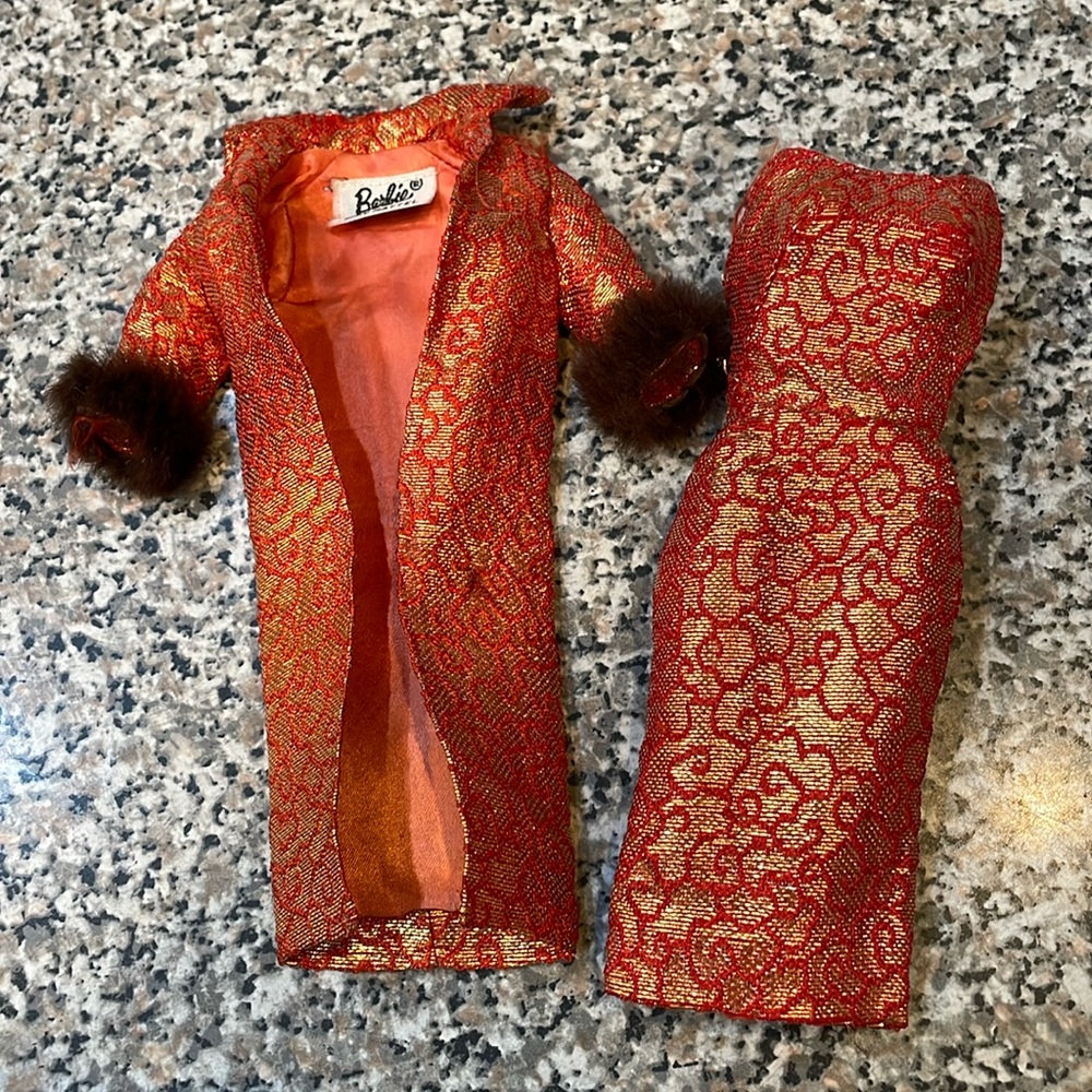 1960s vintage platinum blonde, Barbie doll / beautiful brocade 2 piece outfit - Picture 2 of 13